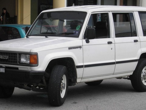 isuzu Trooper (UBS)
